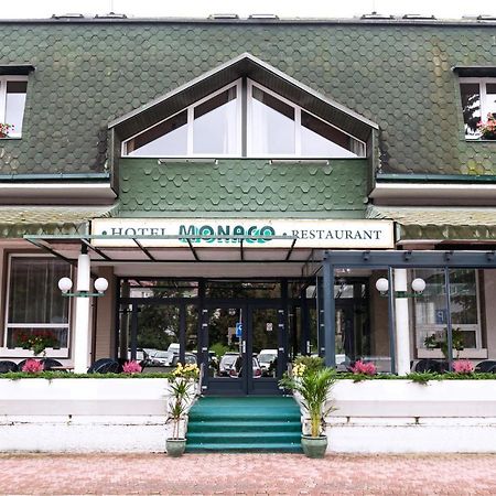 Hotel Monaco Náměšť nad Oslavou Exteriör bild