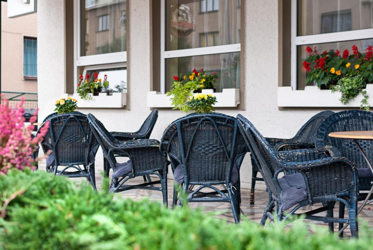 Hotel Monaco Náměšť nad Oslavou Exteriör bild